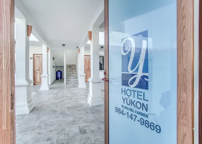 Hotel Capital O Yukon 3*