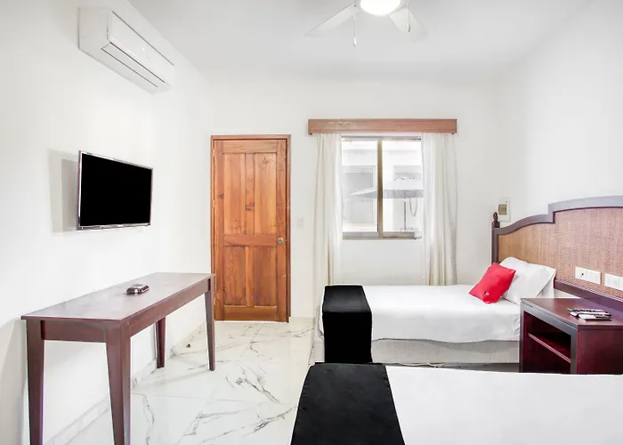 Capital O Yukon Hotel Playa del Carmen