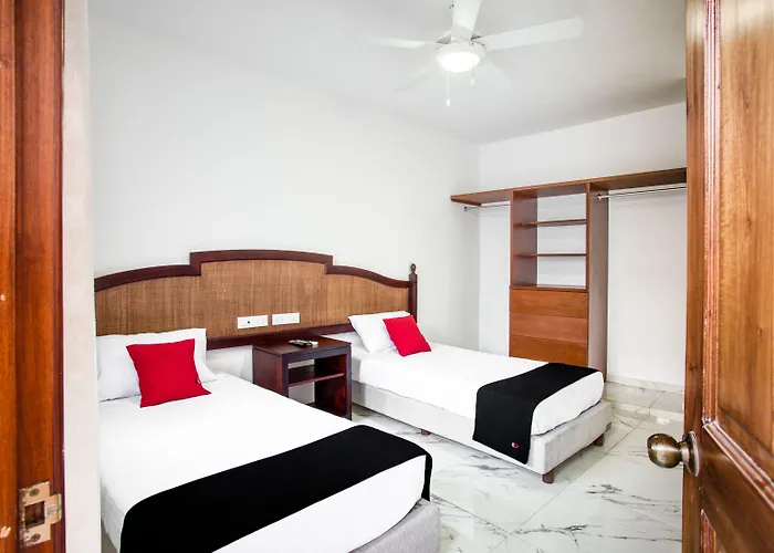 Hotel Capital O Yukon Playa del Carmen