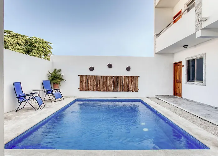 Capital O Yukon Playa del Carmen