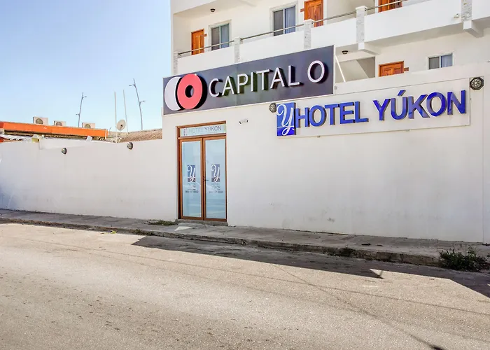 Capital O Yukon Hotel