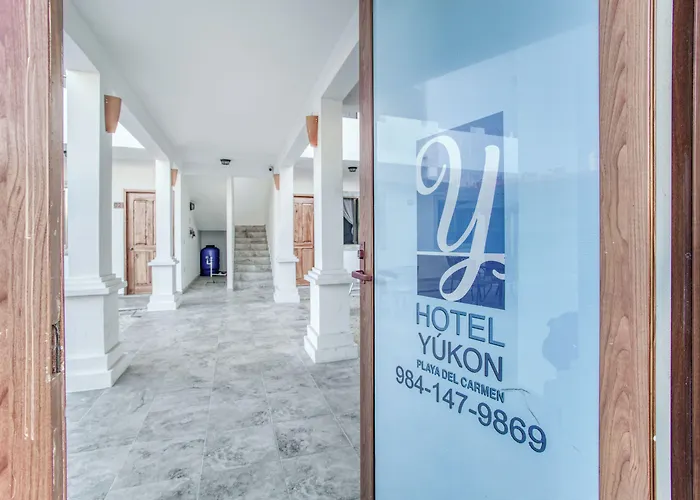 Capital O Yukon Hotel Playa del Carmen