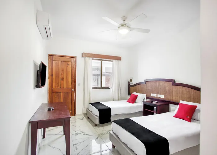 Capital O Yukon 3* Playa del Carmen